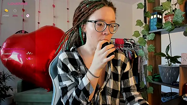 alisahug online show from February 2025 06:55:01 AM