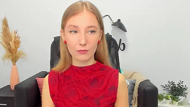 LolaWilsons online show from February 2025 06:16:02 AM