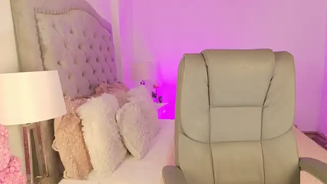 AshleyFerrer online show from March 2026 05:27:02 PM