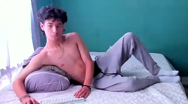 Chandler ken online show from December 2024 03:35:01 PM