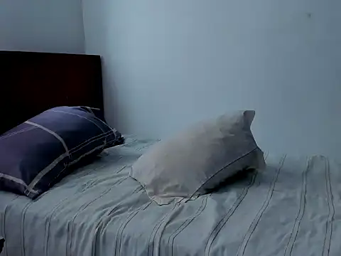 Chandler ken online show from December 2025 01:05:01 PM