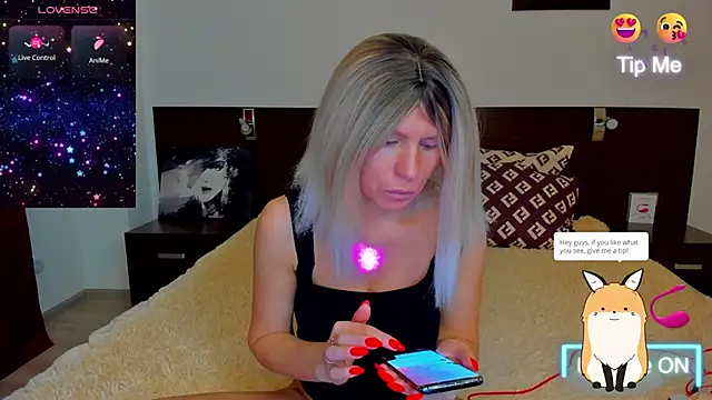 Snapshot of Hanna_Becrett17 chatting on January 2025 04:25:01 AM Hanna Becrett17 online show from January 2025 04:25:01 AM