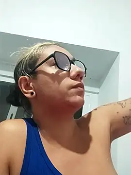 Snapshot of blvckbabyweed07 chatting on April 2026 01:05:02 AM blvckbabyweed07 online show from April 2026 01:05:02 AM