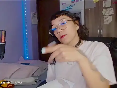 melissahowl online show from February 2026 11:33:01 PM