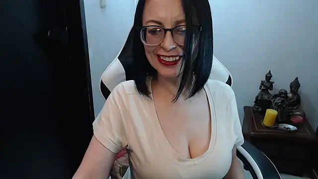 AnasstaciaEvans online show from March 2026 02:06:01 AM