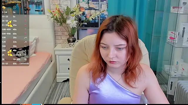 pretty little thing online show from February 2026 01:48:01 PM