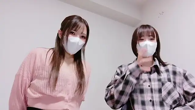 Snapshot of Mia--meow chatting on October 2025 11:38:01 AM Mia--meow online show from October 2025 11:38:01 AM