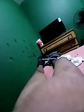 Snapshot of morenogts69 chatting on October 2025 02:29:01 AM morenogts69 online show from October 2025 02:29:01 AM