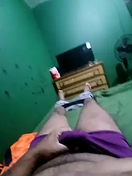 Snapshot of morenogts69 chatting on October 2025 04:43:02 AM morenogts69 online show from October 2025 04:43:02 AM