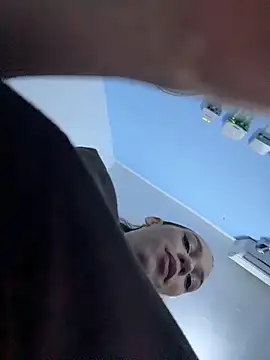 Carlita cute online show from April 2026 02:37:02 AM