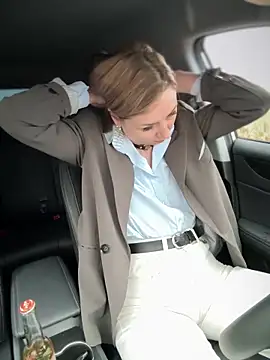 Snapshot of Crazy-Rosa chatting on March 2025 11:40:02 AM Crazy-Rosa online show from March 2025 11:40:02 AM