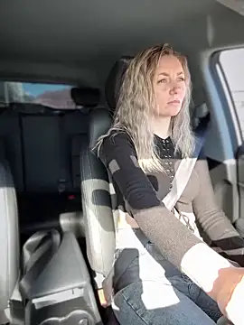 Snapshot of Crazy-Rosa chatting on March 2025 04:37:02 AM Crazy-Rosa online show from March 2025 04:37:02 AM