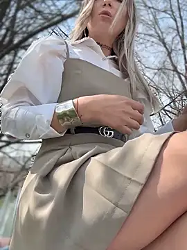 Crazy-Rosa online show from April 2026 06:58:01 AM