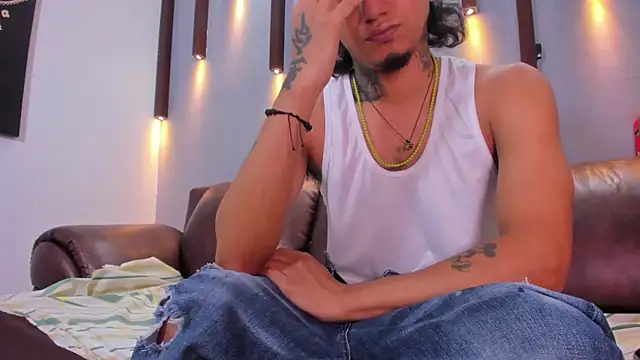 Snapshot of _cannabitch chatting on December 2024 01:22:02 PM cannabitch online show from December 2024 01:22:02 PM