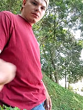  Ottis  online show from November 2025 03:23:02 PM