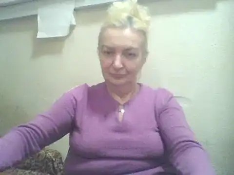 Snapshot of Meri798 chatting on April 2026 06:13:02 PM Meri798 online show from April 2026 06:13:02 PM