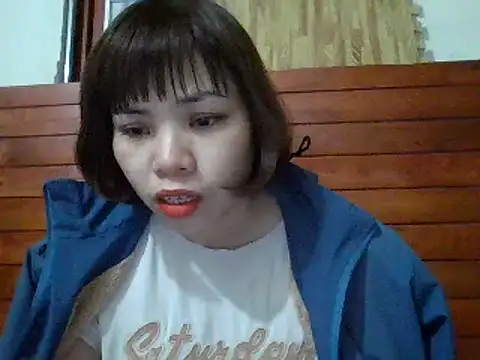 Snapshot of Angela-Eira chatting on March 2025 09:51:01 PM Angela-Eira online show from March 2025 09:51:01 PM