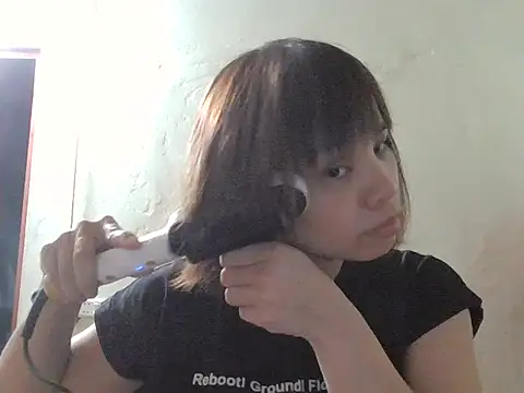 Snapshot of Angela-Eira chatting on September 2025 10:51:01 AM Angela-Eira online show from September 2025 10:51:01 AM