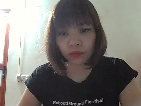 Snapshot of Angela-Eira chatting on October 2025 08:50:01 PM Angela-Eira online show from October 2025 08:50:01 PM