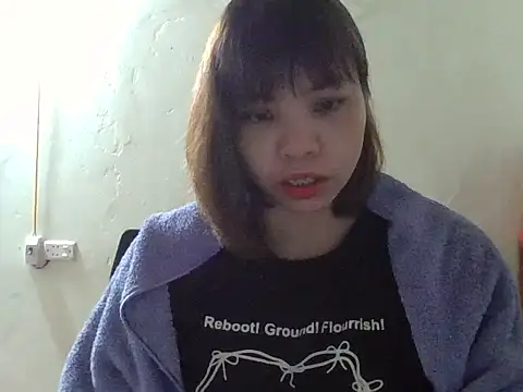 Snapshot of Angela-Eira chatting on October 2025 09:27:01 PM Angela-Eira online show from October 2025 09:27:01 PM