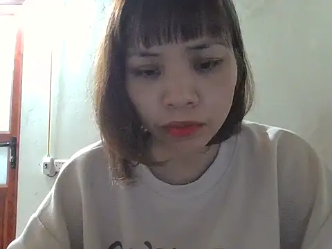 Snapshot of Angela-Eira chatting on November 2025 09:00:02 AM Angela-Eira online show from November 2025 09:00:02 AM