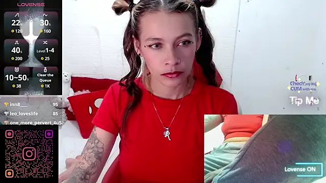 sweetlittlelisa online show from January 2025 10:15:01 PM