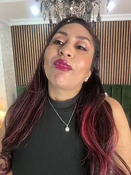 MonicaMoret online show from March 2026 12:45:02 PM