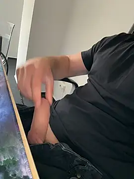 wlads3009 online show from March 2026 01:15:02 PM