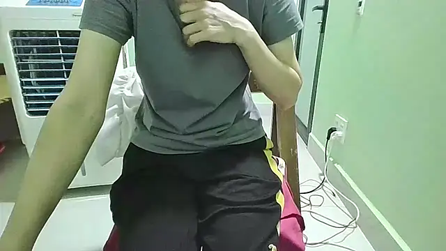 Luxcute286 online show from October 2025 11:13:02 PM