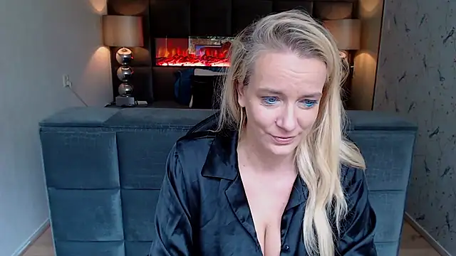Wendysexyx online show from October 2025 09:40:01 AM