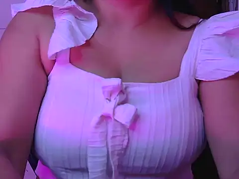 Manpreet cute online show from October 2025 05:14:02 PM