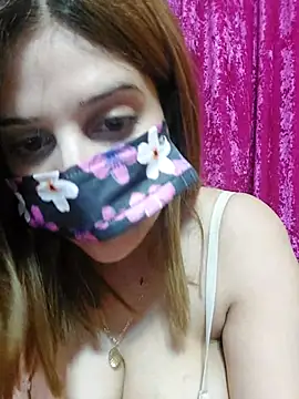 LoNa-daloua online show from April 2026 10:43:01 PM