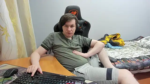 iliaskrislove online show from September 2025 03:56:01 PM