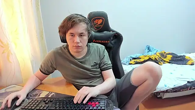 iliaskrislove online show from September 2025 11:33:02 AM