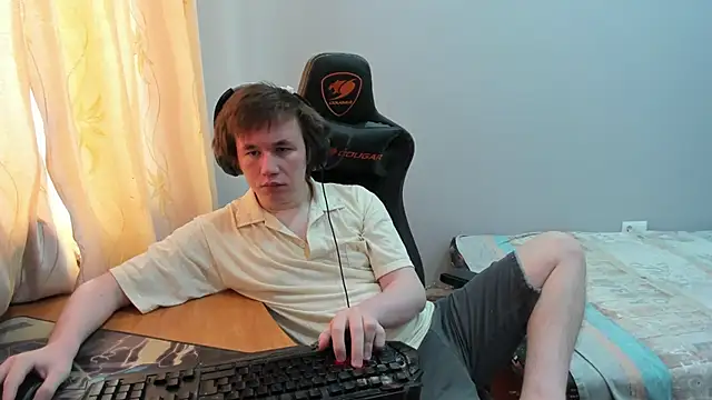 iliaskrislove online show from February 2026 06:56:01 AM