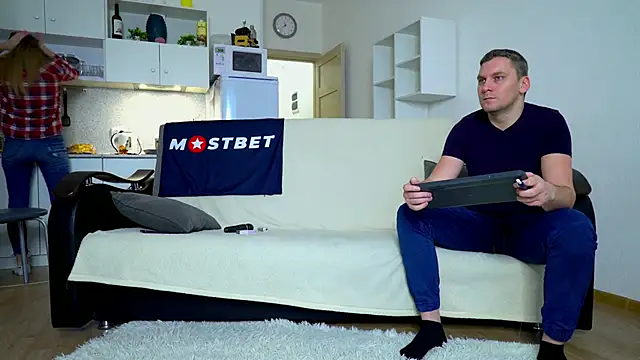 Snapshot of littlesweettifany chatting on December 2024 09:28:02 AM littlesweettifany online show from December 2024 09:28:02 AM