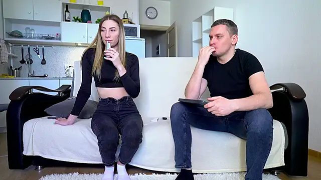 Snapshot of littlesweettifany chatting on March 2025 12:23:02 PM littlesweettifany online show from March 2025 12:23:02 PM