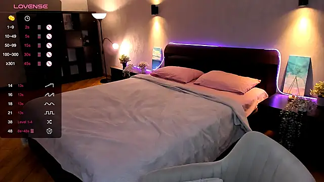 Aemilia  online show from February 2025 12:13:02 PM