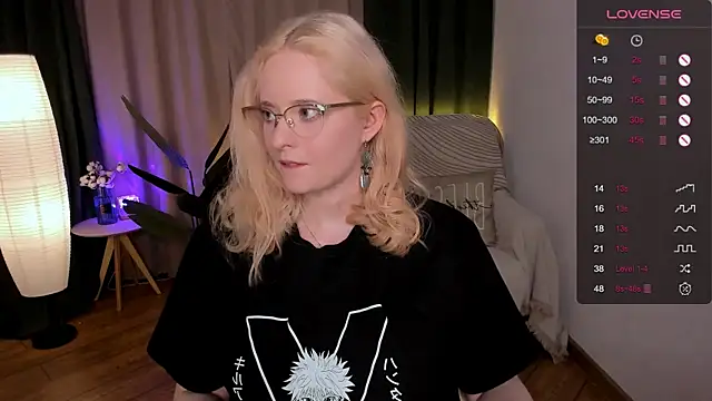 Aemilia  online show from February 2025 12:17:01 PM