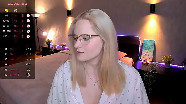 Aemilia  online show from February 2025 09:32:02 AM