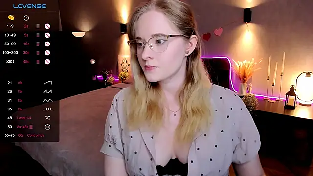 Aemilia  online show from February 2026 08:31:01 AM