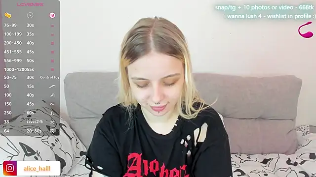 Alice Halle online show from March 2025 08:44:01 AM