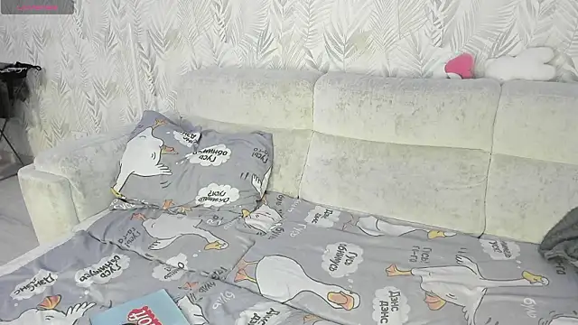 Alice Halle online show from February 2026 05:31:01 PM