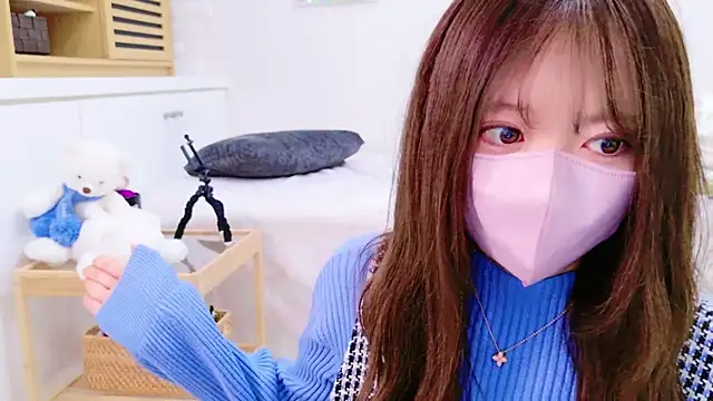 yuki-chi online show from December 2024 02:00:02 PM