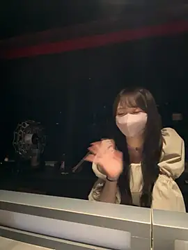 Snapshot of yuki-chi chatting on May 2026 02:11:02 PM yuki-chi online show from May 2026 02:11:02 PM