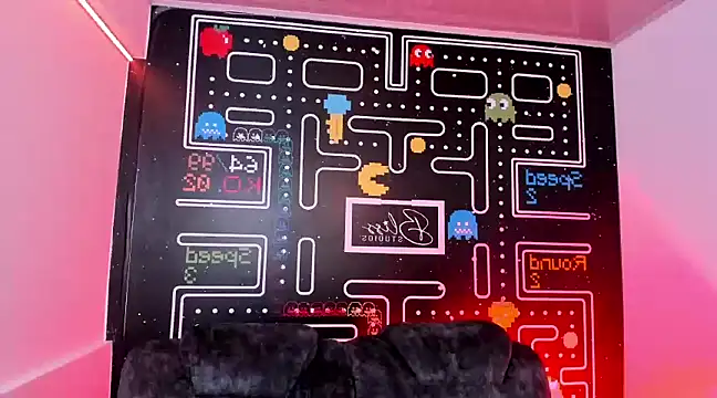 Barbara honey online show from March 2025 03:48:02 PM