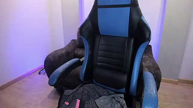 Barbara honey online show from December 2025 12:54:01 PM