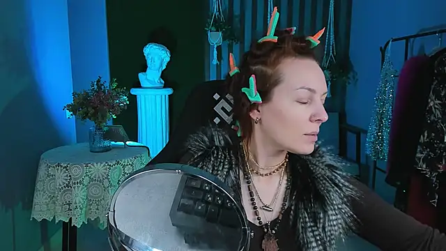 VandaRossi online show from January 2025 05:48:01 AM