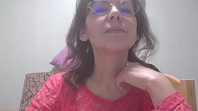 HollyJewel online show from January 2025 05:41:01 PM