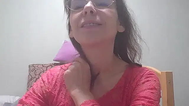 HollyJewel online show from January 2025 06:10:02 PM